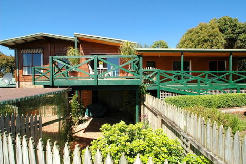 Johanna Green - Port Augusta Accommodation 6