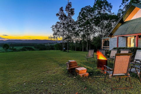 Vineyard Hill - Port Augusta Accommodation 2
