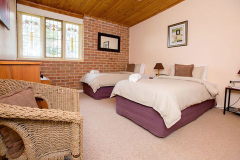 Bluebush Estate - Port Augusta Accommodation 7