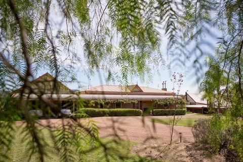 Bluebush Estate - Port Augusta Accommodation 2