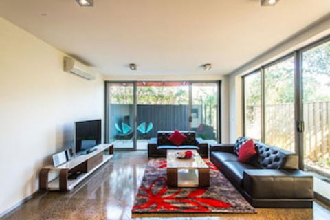 Orange Serviced Apartment - Port Augusta Accommodation 0