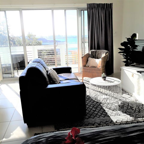 Shutters By The Sea - Port Augusta Accommodation 6