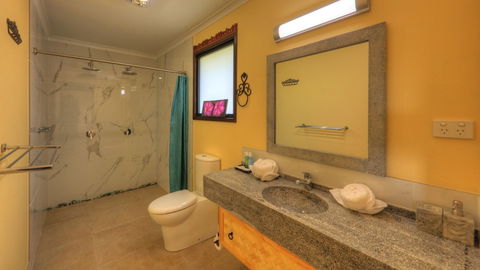 Maleny Tropical Retreat Balinese B&b - Port Augusta Accommodation 1