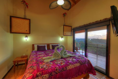 Maleny Tropical Retreat Balinese B&b - Port Augusta Accommodation 4
