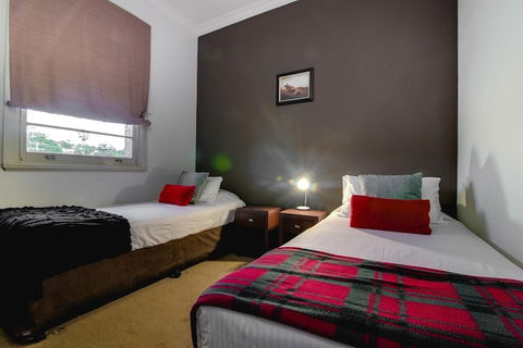 Royal Hotel Gympie - Port Augusta Accommodation 5
