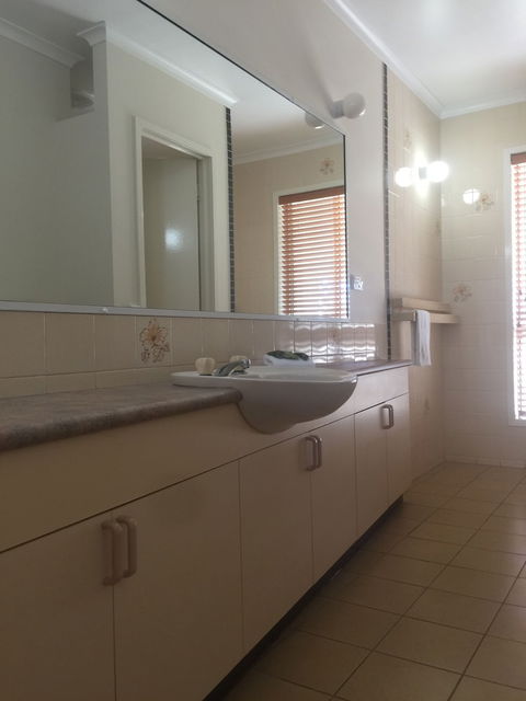 Sandcastles On The Beach Bargara - Port Augusta Accommodation 6