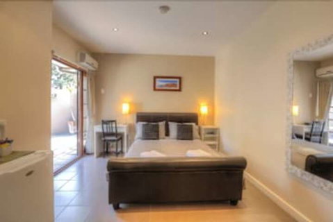 Waikiki Beach Bed & Breakfast - Port Augusta Accommodation 5