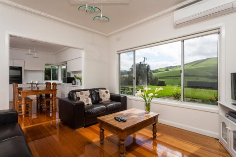 The Farm House - Port Augusta Accommodation 2