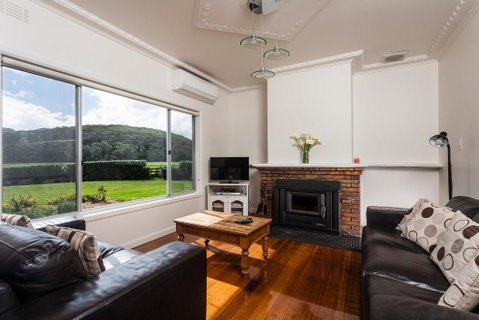 The Farm House - Port Augusta Accommodation 3