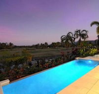 4 Cascade House Luxury Holiday Home - Port Augusta Accommodation