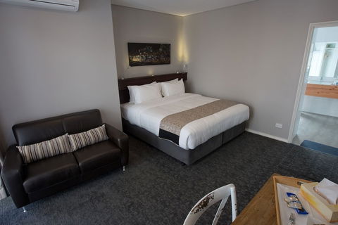 30 Arundel Accommodation - Port Augusta Accommodation 6