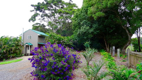 Maleny Luxury Cottages - Port Augusta Accommodation 2