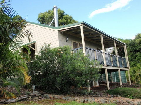 Maleny Luxury Cottages - Port Augusta Accommodation 3
