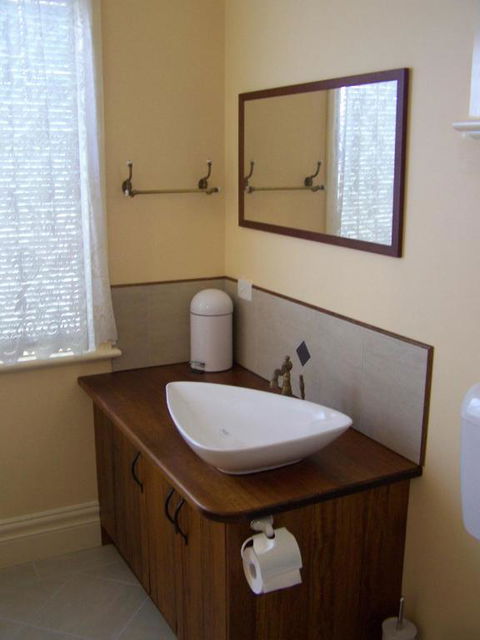 RJs Bed & Breakfast - Port Augusta Accommodation 3