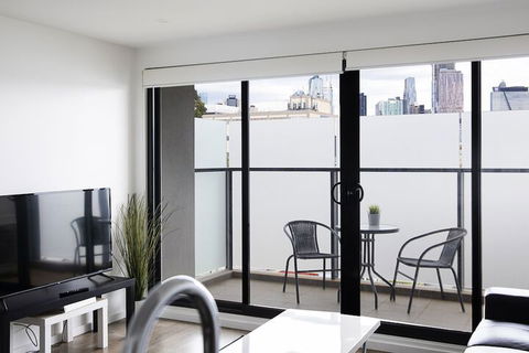 RNR Serviced Apartments North Melbourne - Port Augusta Accommodation 7