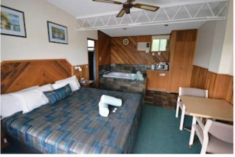 Pelicans Motel San Remo - Port Augusta Accommodation 2