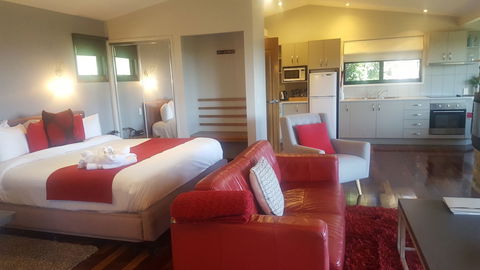 Blue Summit Cottages - Port Augusta Accommodation 2