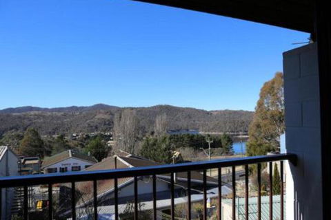 Balaton 4 - Port Augusta Accommodation 0