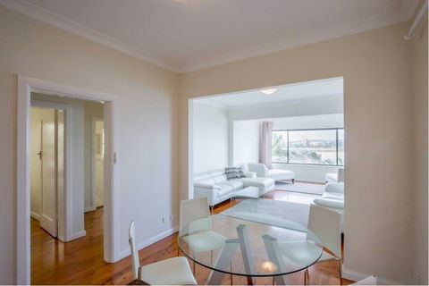 Ultimate Bondi Escape 2 - Port Augusta Accommodation 4