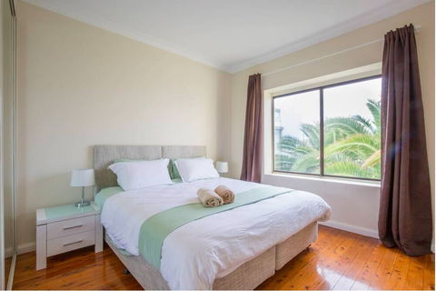 Ultimate Bondi Escape 2 - Port Augusta Accommodation 1