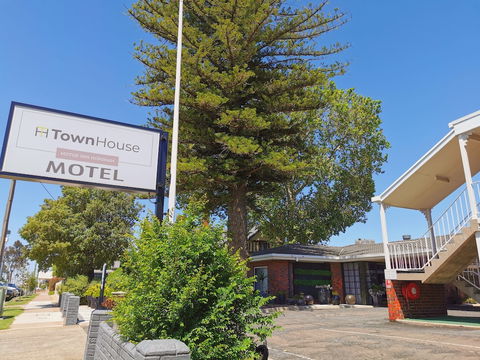 Townhouse Motor Inn - Port Augusta Accommodation 0