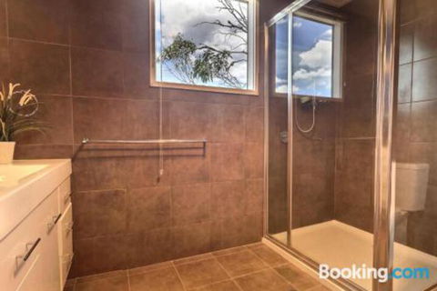 Alpine Edge - Port Augusta Accommodation 7
