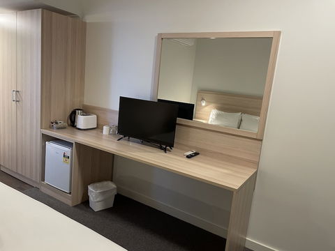 Roxby Downs Motor Inn - Port Augusta Accommodation 4