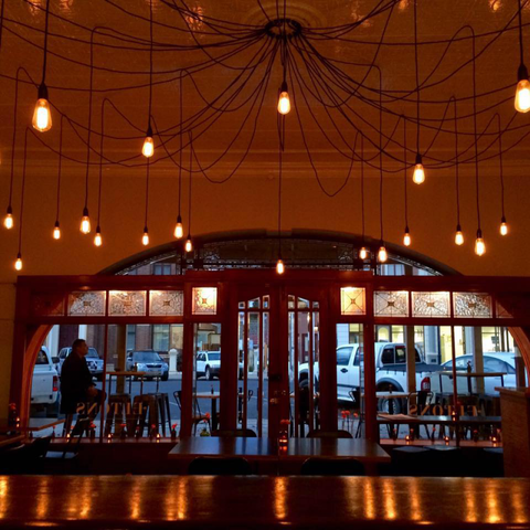Eltons Eating + Drinking - Port Augusta Accommodation 2