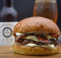 Monroe's Burgers  Beers - Port Augusta Accommodation