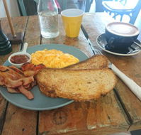 Hummingbird Cafe - Port Augusta Accommodation