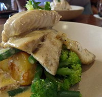 Benny's Kitchen in Dicey Rileys Irish Hotel - Port Augusta Accommodation