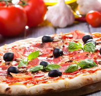 Golden Crust Pizza - Port Augusta Accommodation