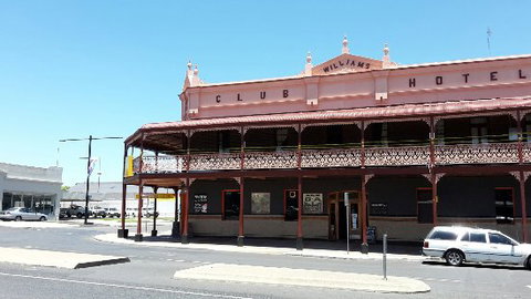 The Club Hotel Experience - Port Augusta Accommodation 0