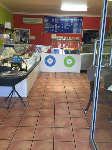 Hollywood Meals Kebabs & Sushi - Port Augusta Accommodation 0