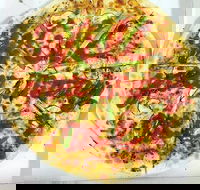 Pizza vs Burger - Port Augusta Accommodation