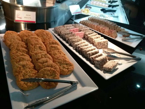 Julianna's Buffet - Port Augusta Accommodation 0