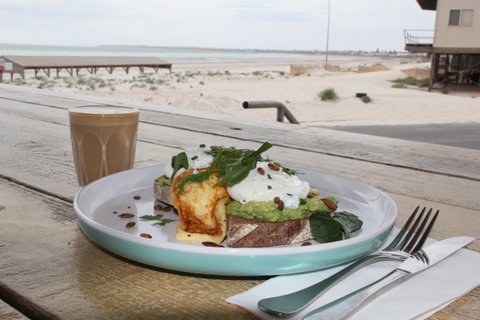 North Beach Kitchen - Port Augusta Accommodation 2