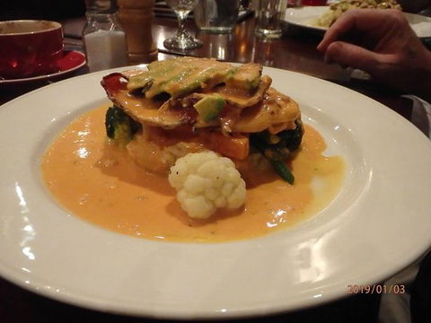 Racetrack Cafe - Port Augusta Accommodation 0