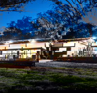 Strawhouse Wines - Port Augusta Accommodation