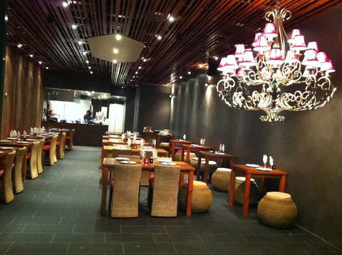 Royal Thailicious - Port Augusta Accommodation 0