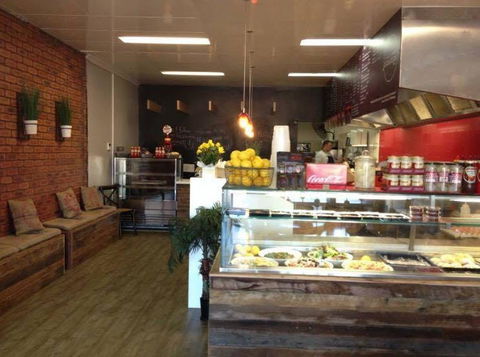 Synnot Street Fish & Chips - Port Augusta Accommodation 0