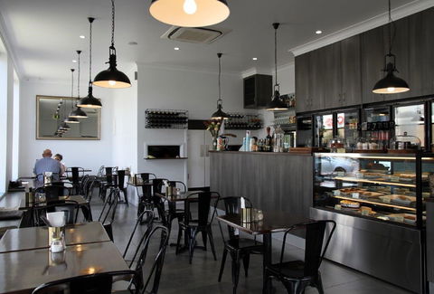 61 Balo Café Moree - Port Augusta Accommodation 2