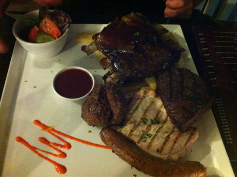 Griddle - Port Augusta Accommodation 0