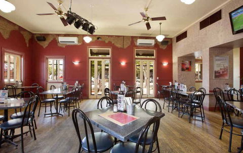 Standard Dave Pizza - Port Augusta Accommodation 0