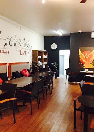 Aliza's Place Cafe - Port Augusta Accommodation 3