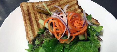 The Apple Tree Cafe - Port Augusta Accommodation 2