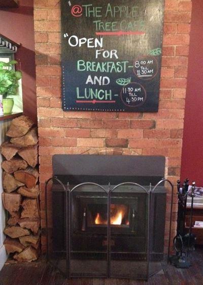The Apple Tree Cafe - Port Augusta Accommodation 6