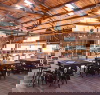 Willie Smith's Apple Shed - Port Augusta Accommodation