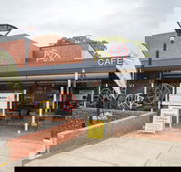 Avenues Cafe Bar - Port Augusta Accommodation