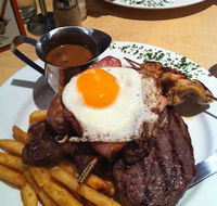 Settlers Tavern